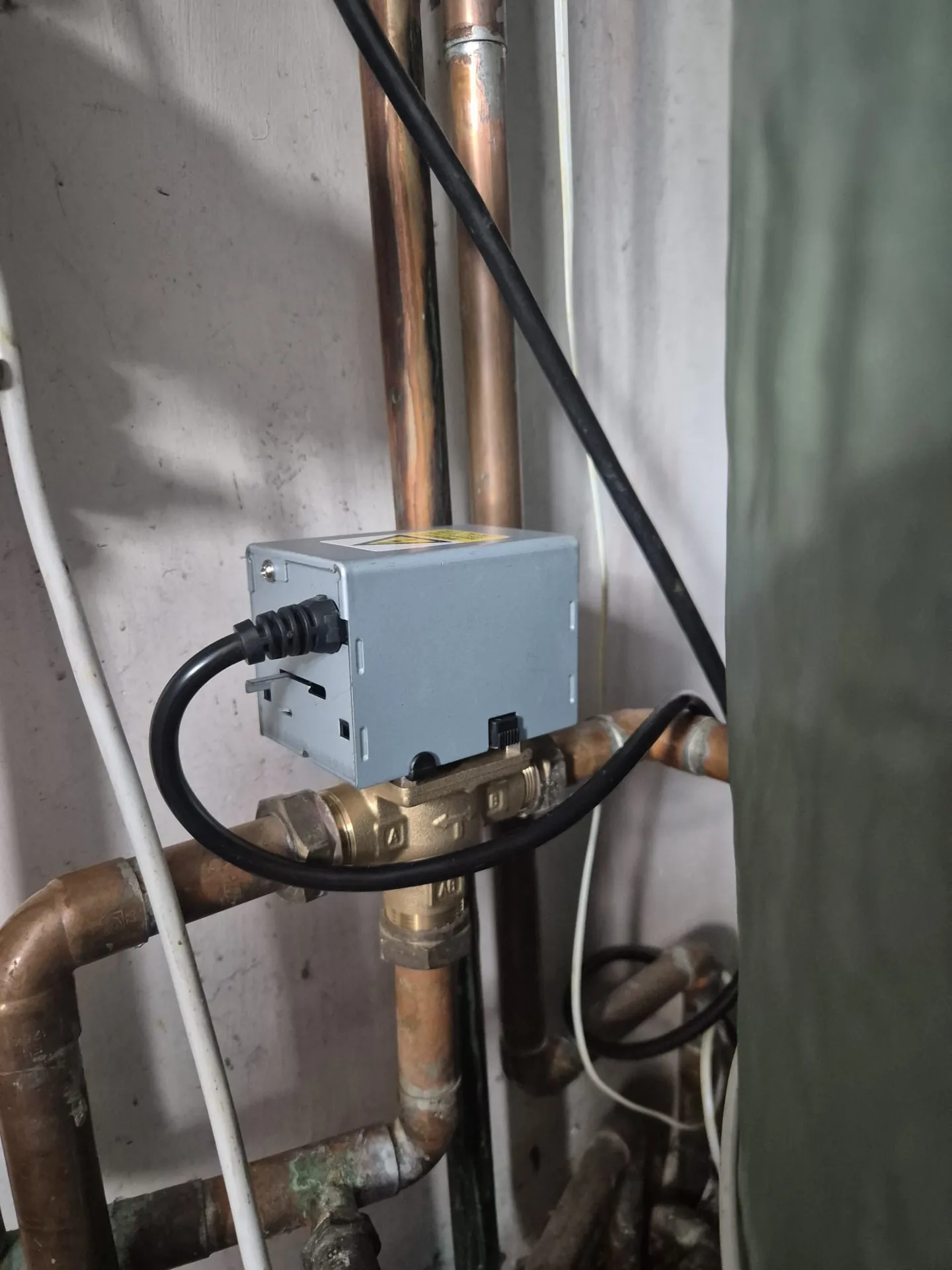 Motorised zone valve on new central heating pipework in Romford